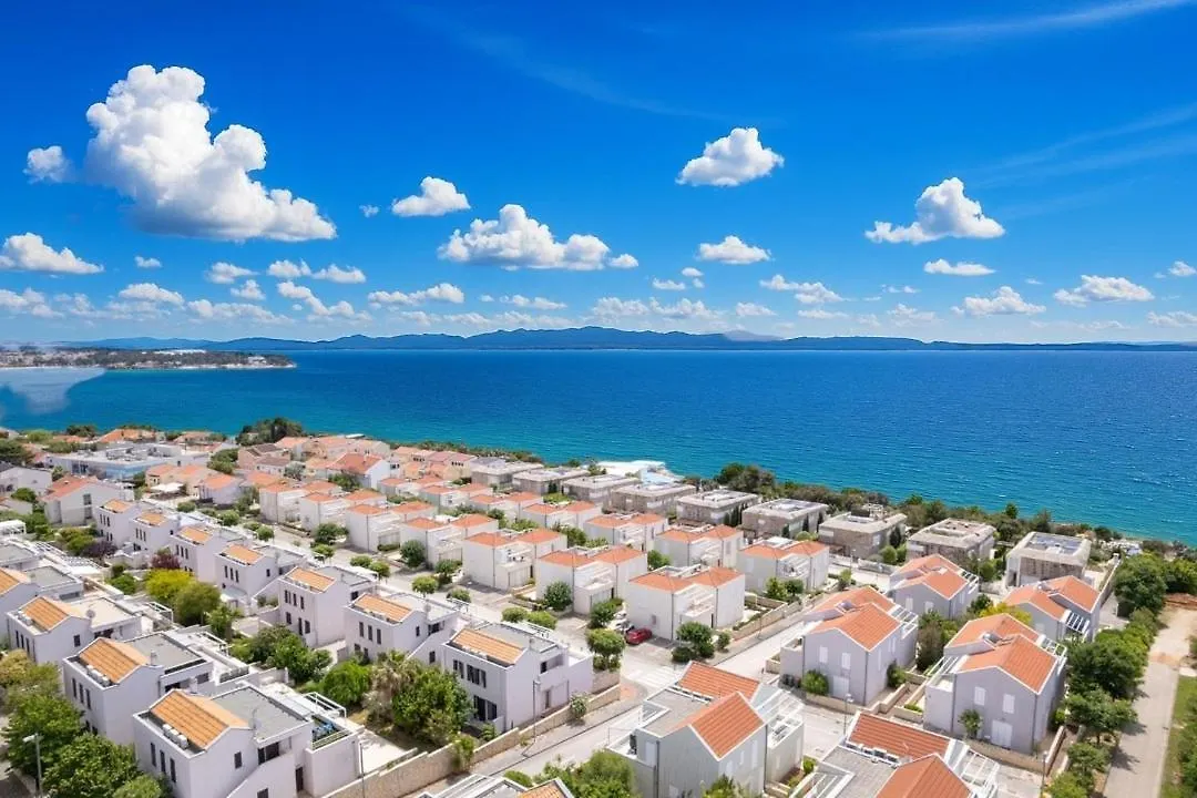 Sunny Resort Apartment 1211 بيتريتْشاني