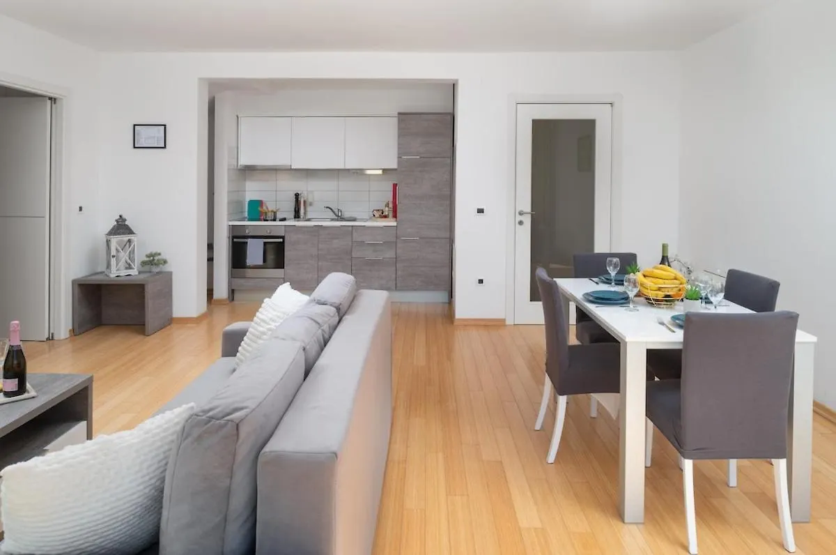 Sunny Resort Apartment 1211 بيتريتْشاني كرواتيا