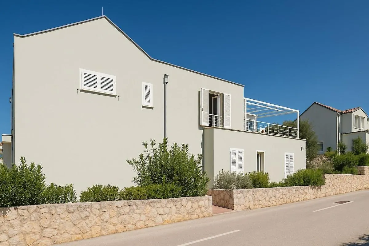 Sunny Resort Apartment 1211 بيتريتْشاني